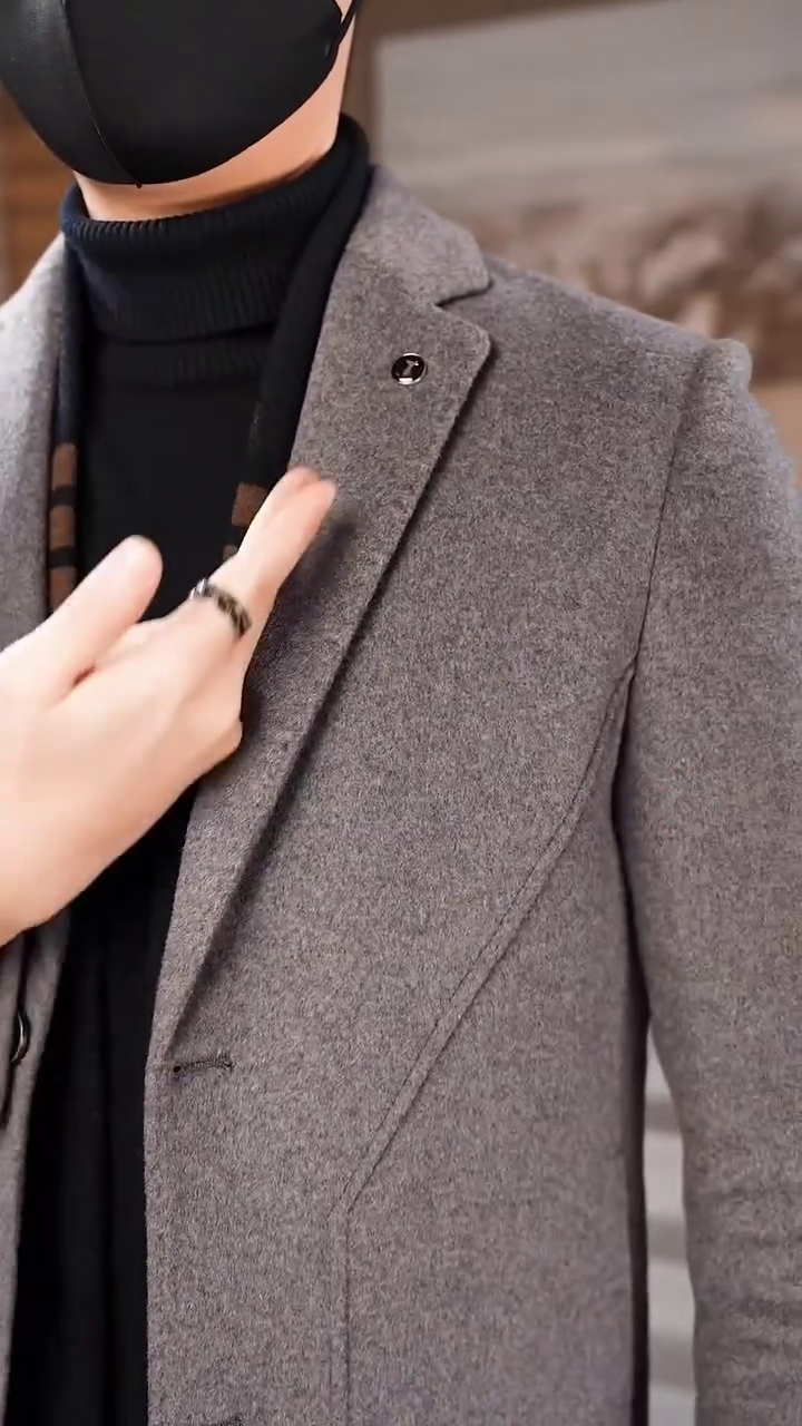 Men’s Classic Grey Wool-Blend Blazer