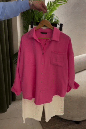 Effortless Chic – Women’s Boxy Fit Solid Casual Shirt