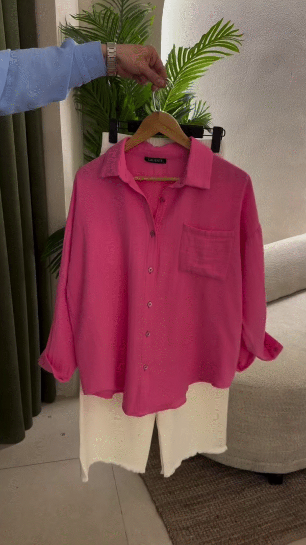 Effortless Chic – Women’s Boxy Fit Solid Casual Shirt