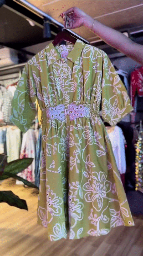 Floral Print Maxi Dress – Where Romance Meets Effortless Grace - Image 3