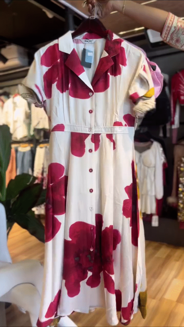 Floral Puff Sleeve Dress – A Romantic Twist on Everyday Style