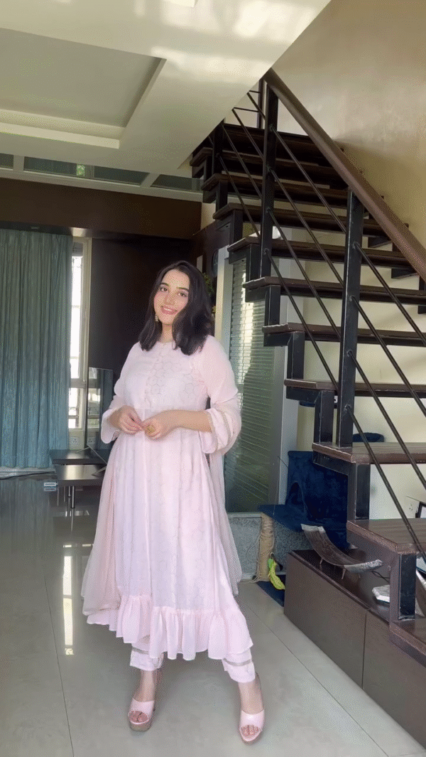 Elegant Anarkali-Style 2-Piece Kurta Set with Side Slit – A Fusion of Flow & Flair