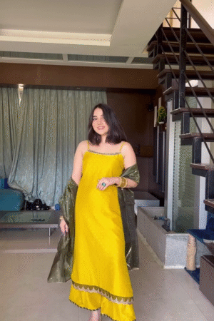 Ethnic Motifs Printed Shoulder Straps Zari Straight Kurta With Palazzos & Dupatta