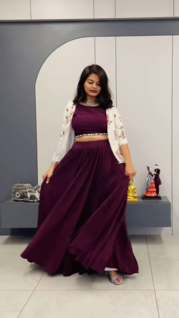 Women Polyester Crop Top Skirt Set