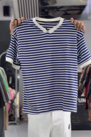 Men Navy White Striped Round Neck Pure Cotton T-shirt