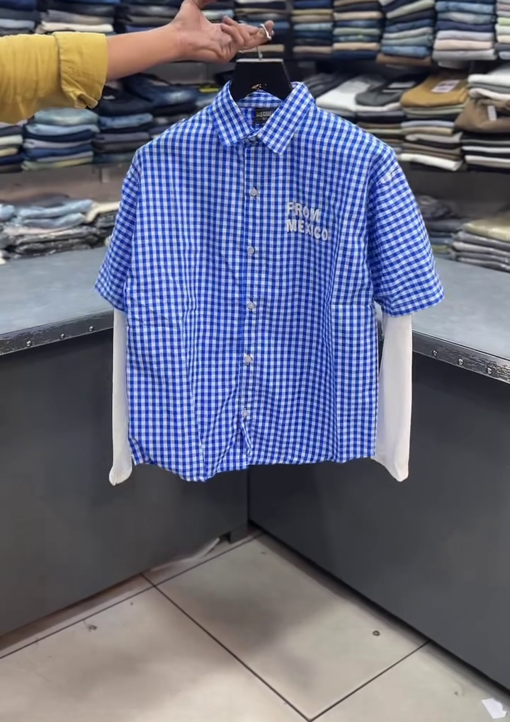 Men Relaxed Checked Casual Shirt
