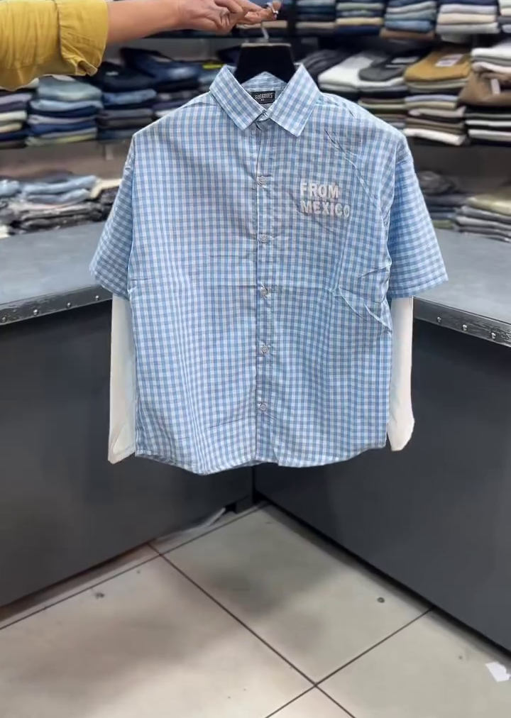 Men Relaxed Checked Casual Shirt - Image 6