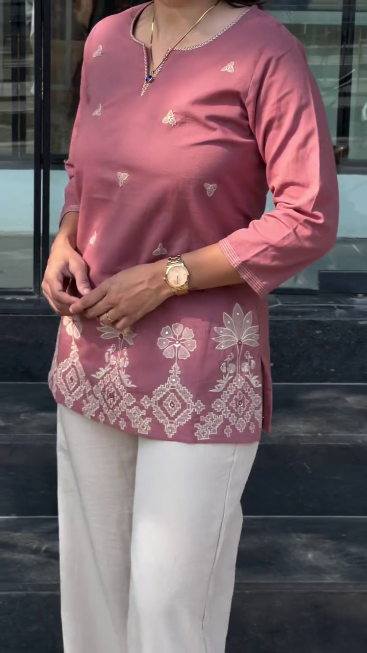 Floral Embroidered Notch Neck Straight Kurti