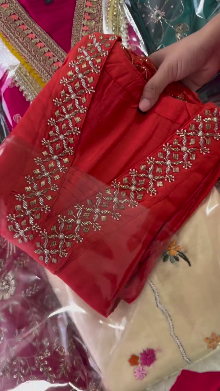 Women Ethnic Motifs Embroidered Regular Thread Work Pure Cotton Kurta with Palazzos & With - Image 4