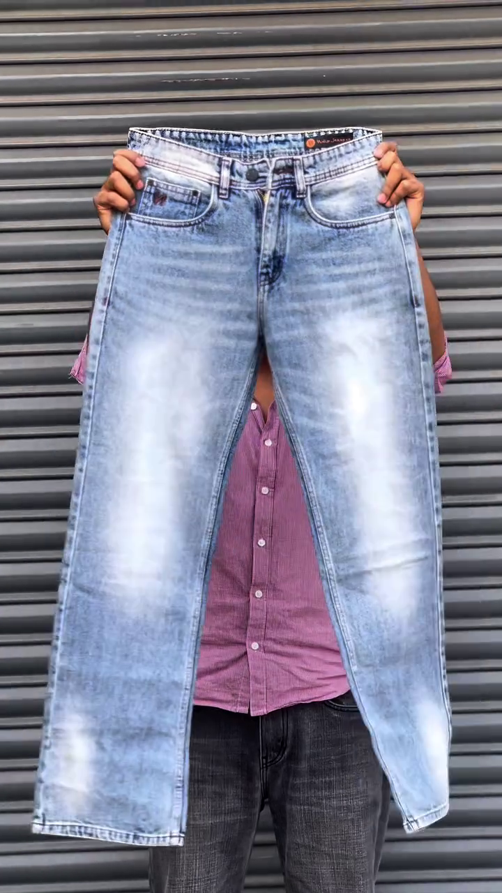 Men Slim Fit Low-Rise Mildly Distressed Light Fade Stretchable Jeans