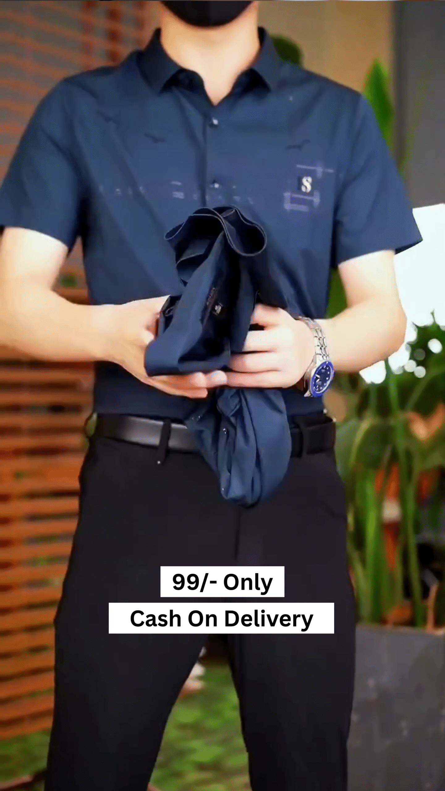 Men Blue Regular Fit Solid Half Sleeves Formal Shirt - Image 2